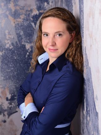 Dr. Nele Groß